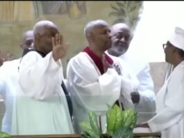 Denzel Washington gets baptized, license to become a minister