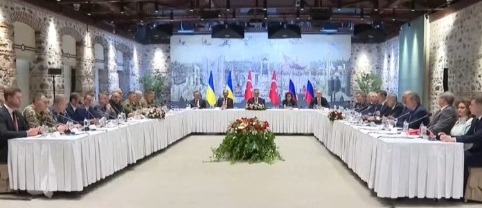 Ukraine and Russia quickly end their latest round of direct peace talks in Istanbul