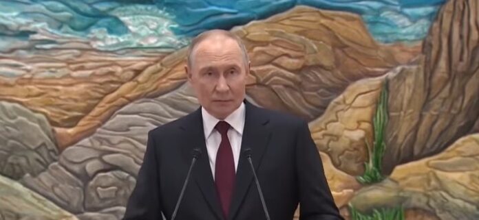 Russia ready to 'fight to the last Ukrainian,' Putin