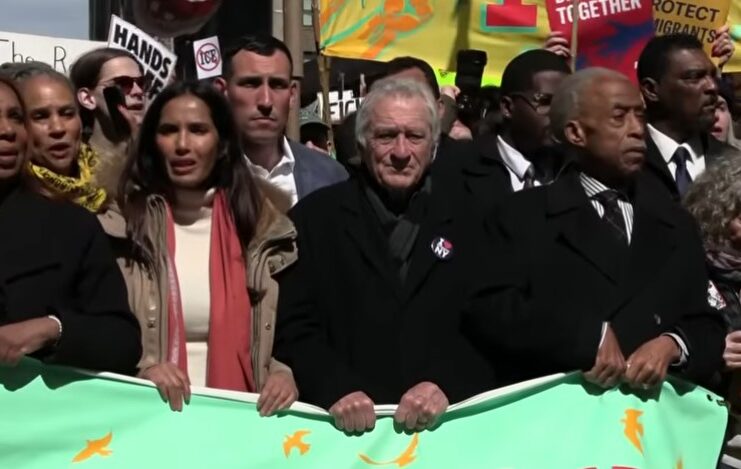 “No ICE, No war And No King,” tens of thousands of demonstrators protest in NYC