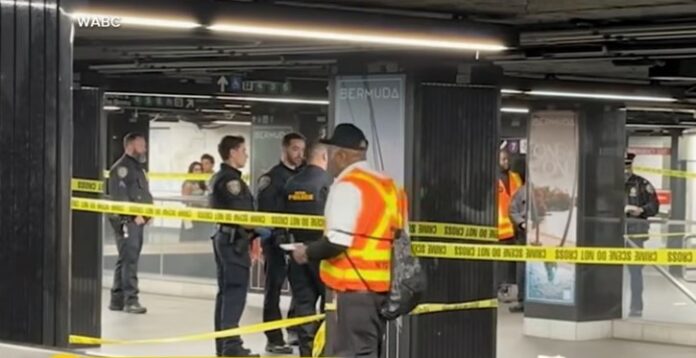 Police shot and killed a machete-wielding man at Grand Central subway platform
