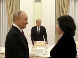 Putin meets North Korean foreign minister Putin meets North Korean foreign minister
