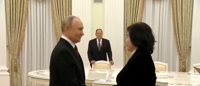 Putin meets North Korean foreign minister